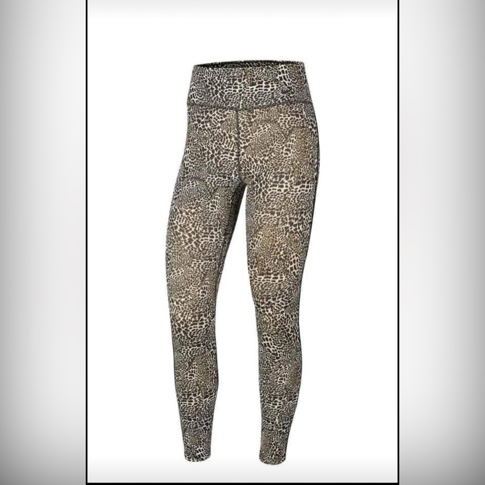 Nikew 7/8 Leopard Print Leggings